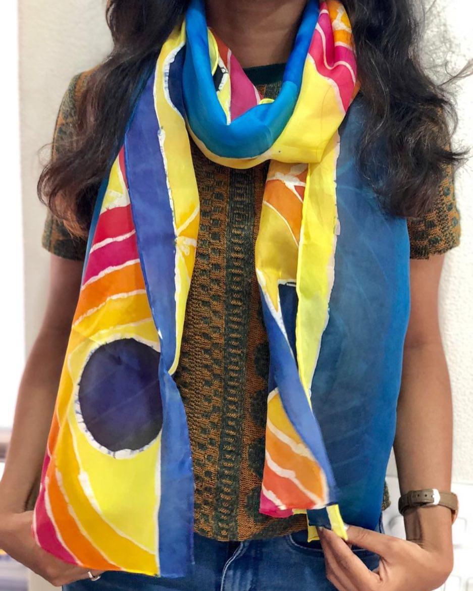 Raza Scarf